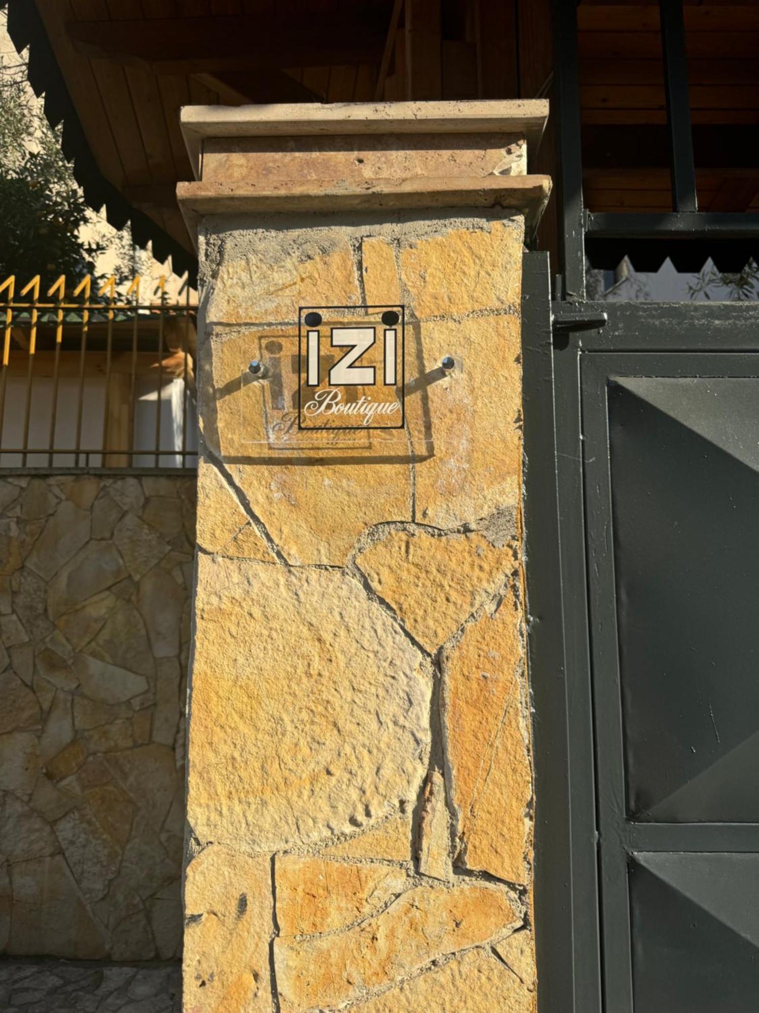 Izi Boutique Apartment *